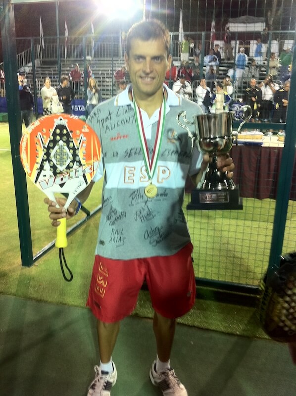 Pitu Losada World Champion with Trophy